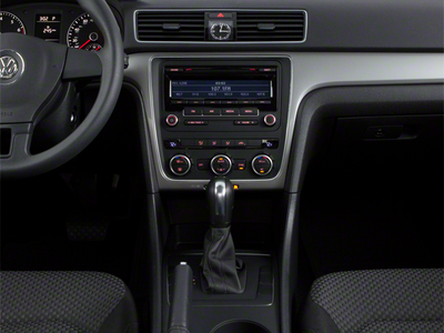 2013 Volkswagen Passat 2.5L SE