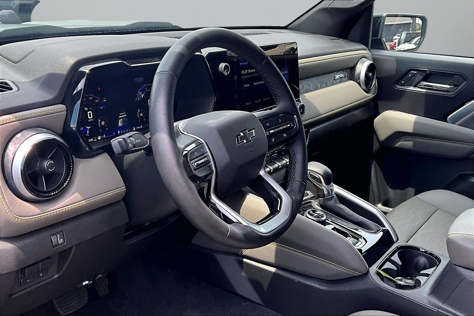 2025 Chevrolet Colorado 4WD ZR2