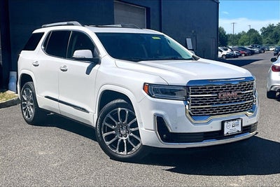 2023 GMC Acadia Denali