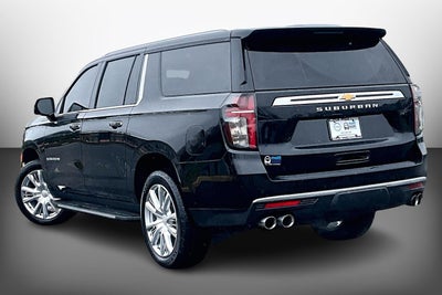 2022 Chevrolet Suburban High Country