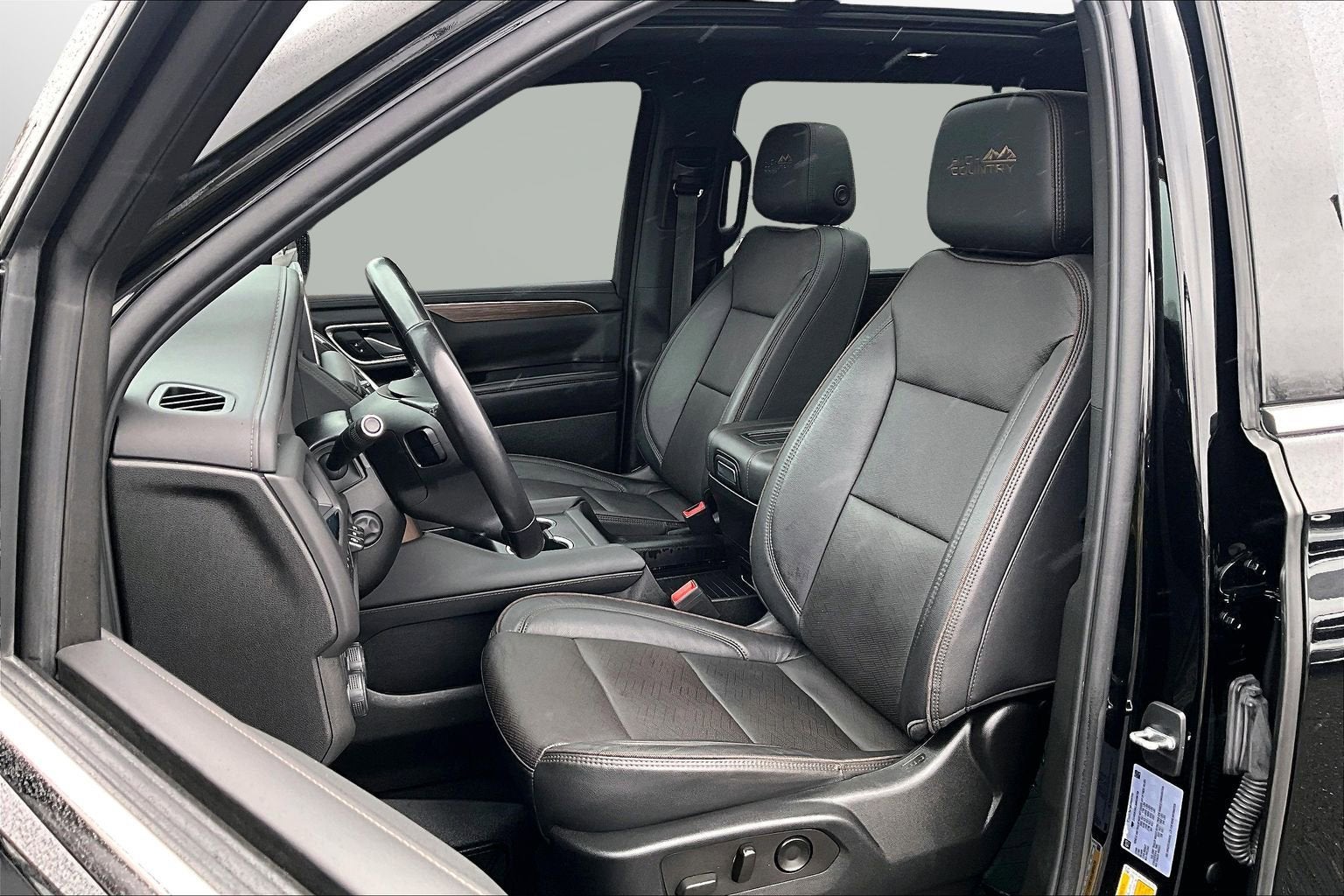 2022 Chevrolet Suburban High Country