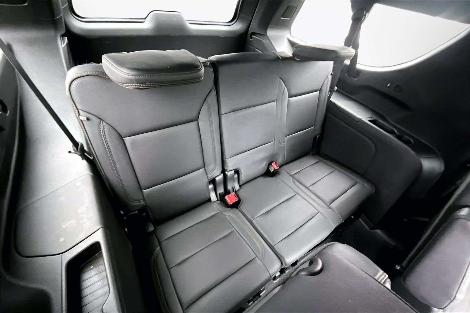 2022 Chevrolet Suburban High Country