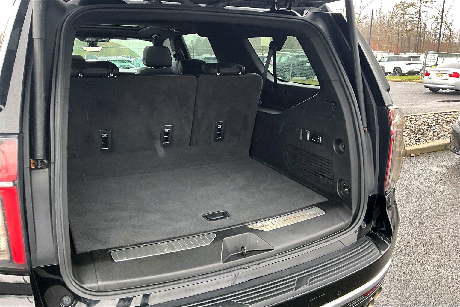 2022 Chevrolet Suburban High Country