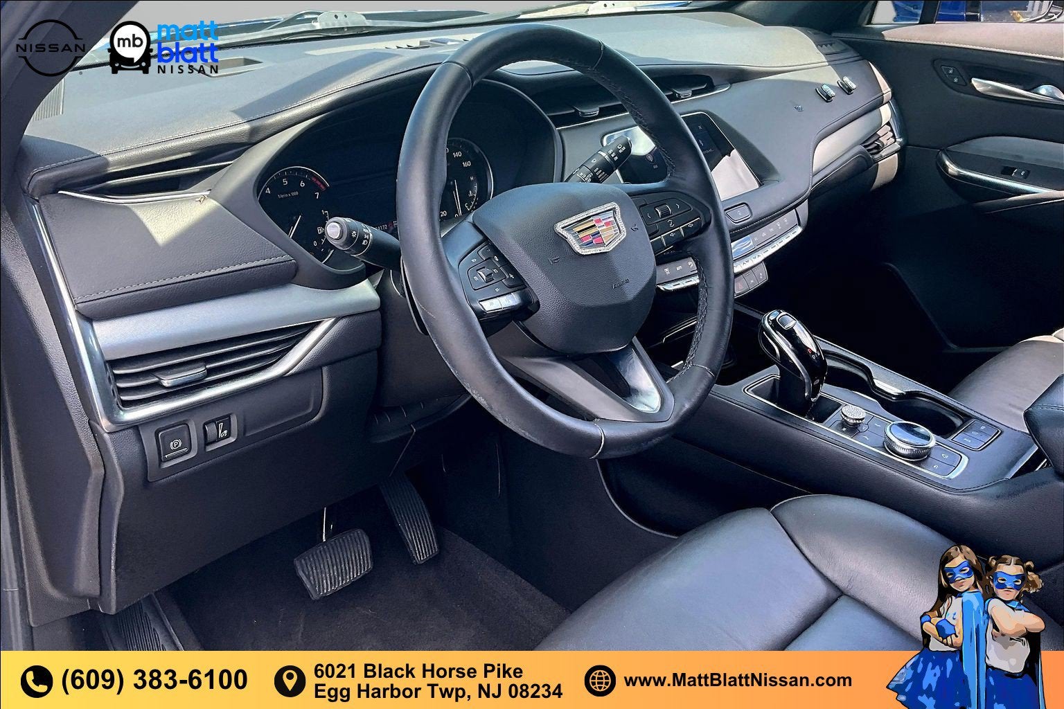 2023 Cadillac XT4 AWD Premium Luxury