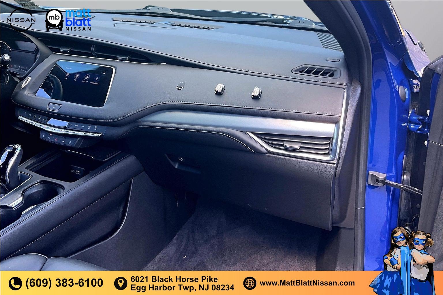 2023 Cadillac XT4 AWD Premium Luxury