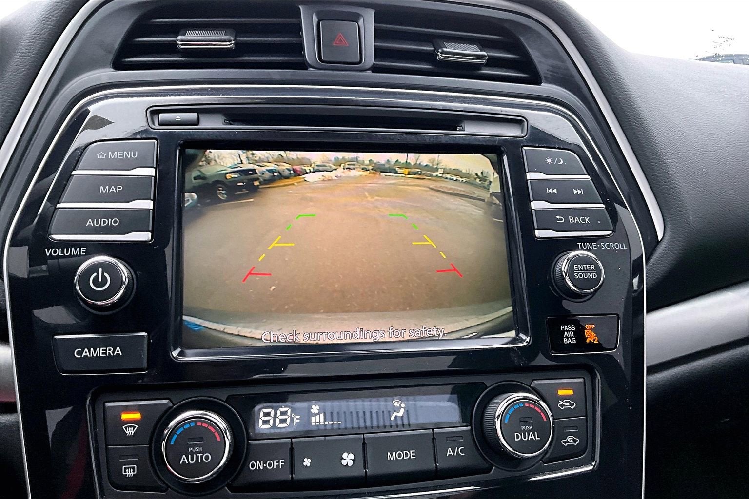 2023 Nissan Maxima SV