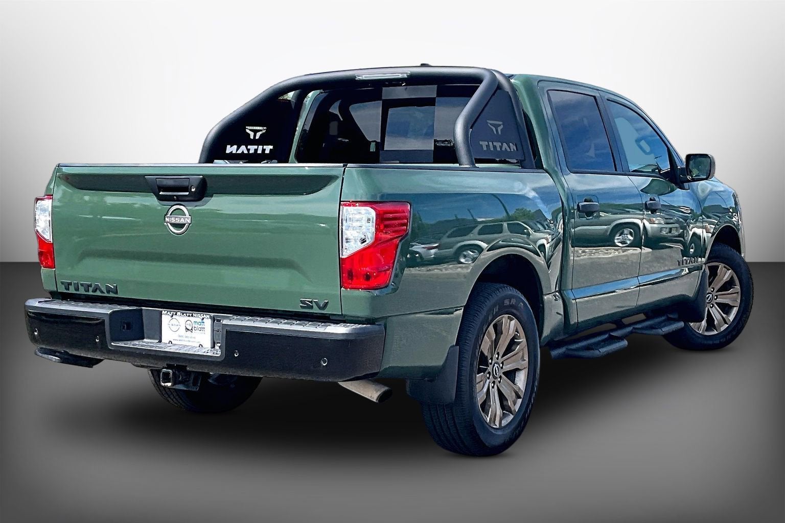 2024 Nissan Titan SV