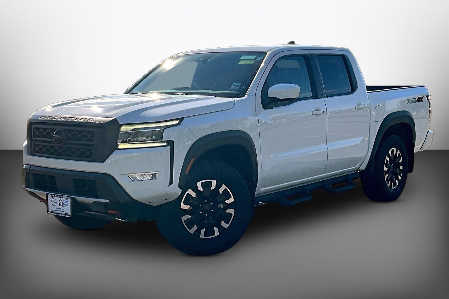2022 Nissan Frontier PRO-4X Crew Cab 4X4's photo