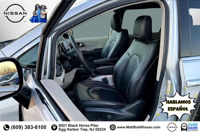 2024 Chrysler Pacifica Touring L