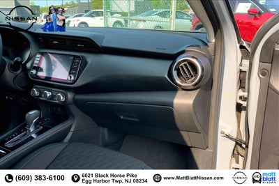 2023 Nissan Kicks SV