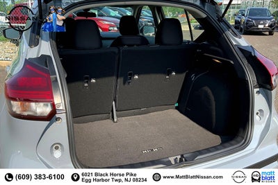 2023 Nissan Kicks SV