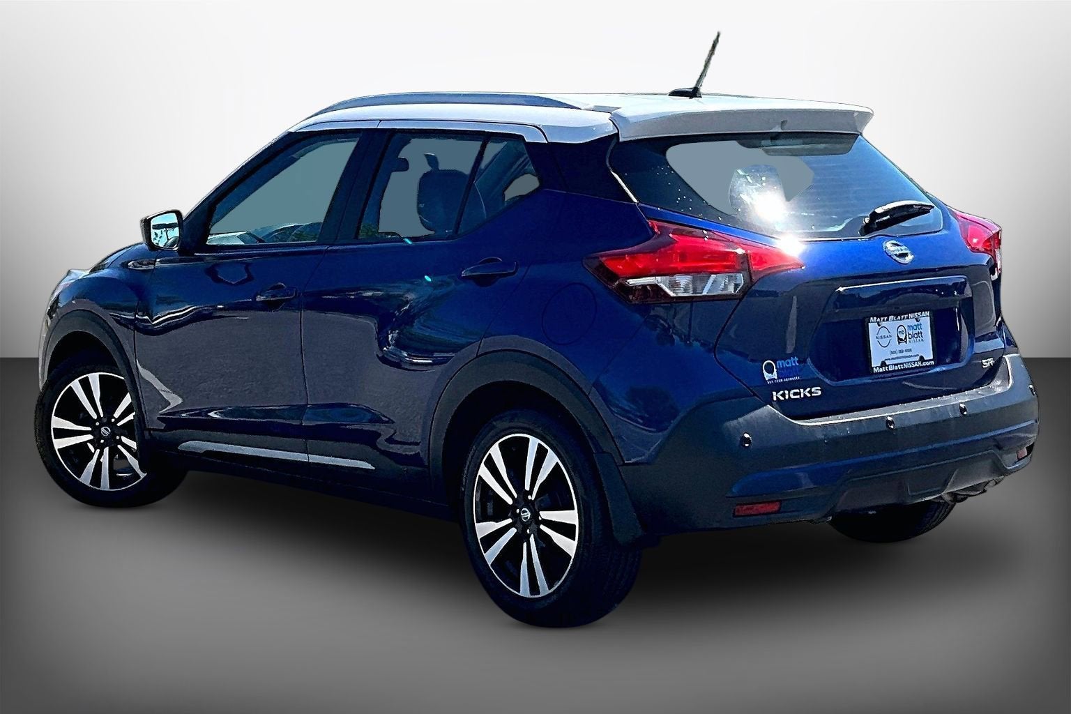 2020 Nissan Kicks SR