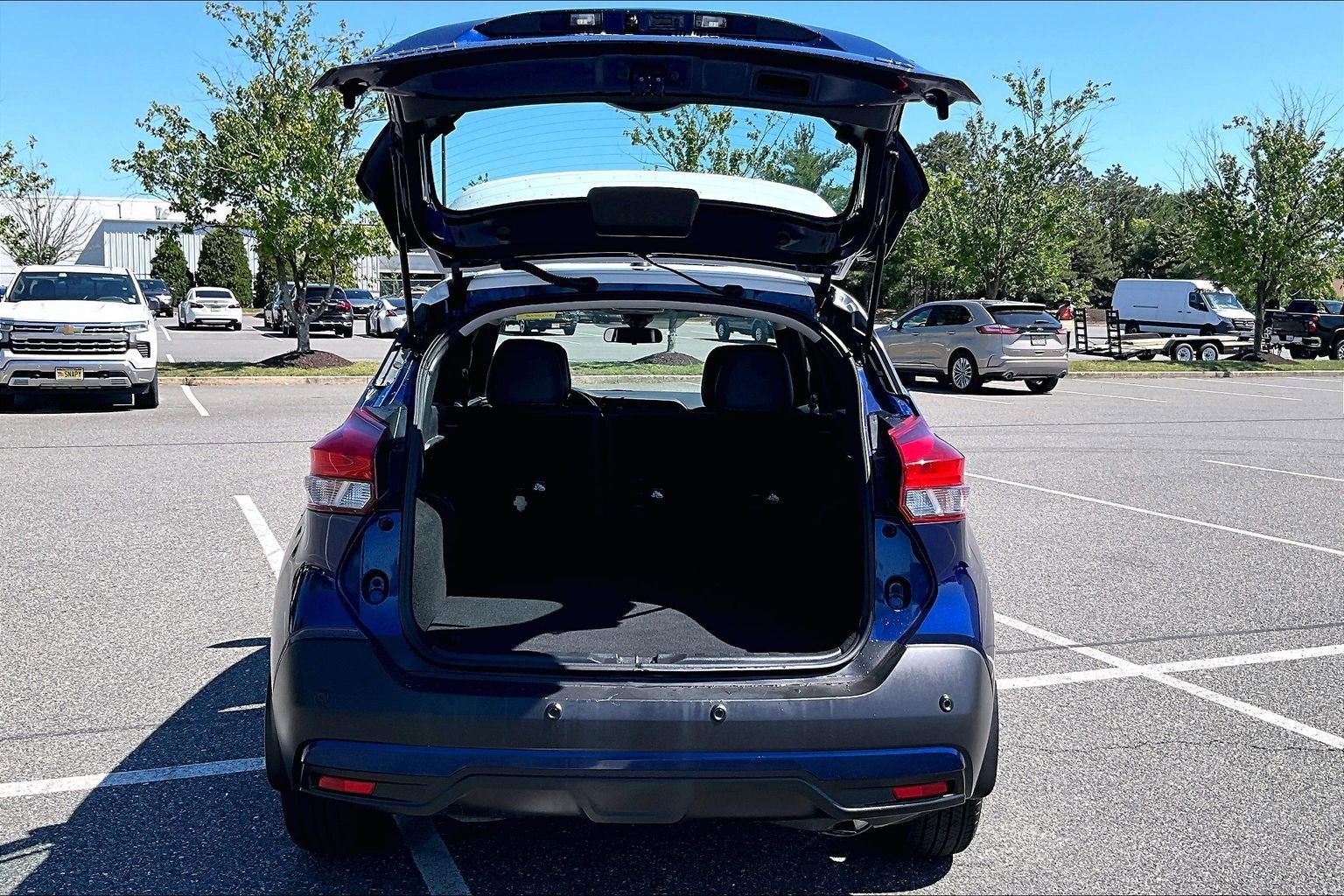 2020 Nissan Kicks SR