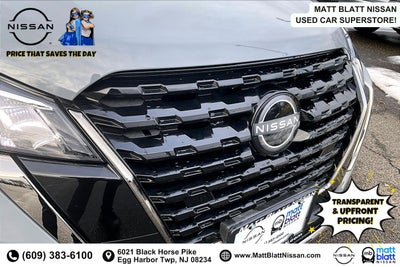 2023 Nissan Kicks SR