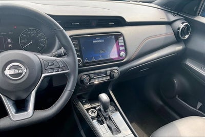 2023 Nissan Kicks SR