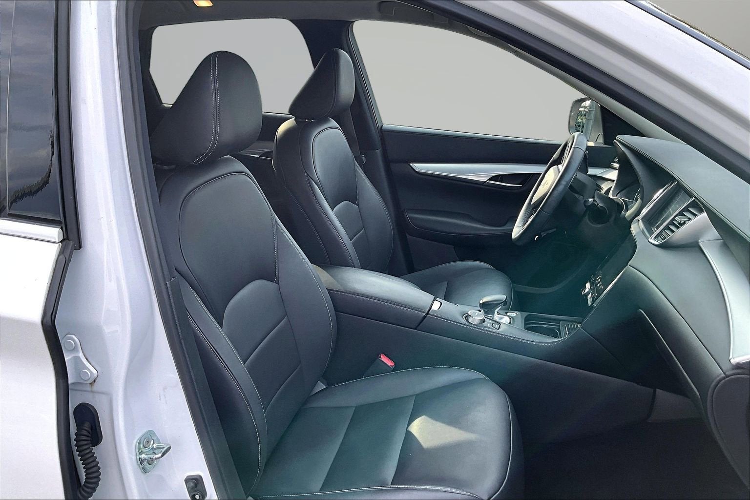 2021 INFINITI QX50 LUXE