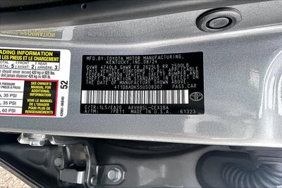 2025 Toyota Camry SE