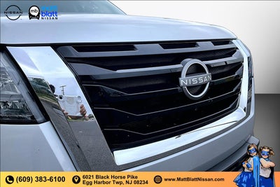 2025 Nissan Pathfinder SL