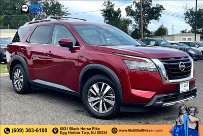 2024 Nissan Pathfinder SL