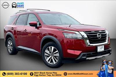 2024 Nissan Pathfinder SL