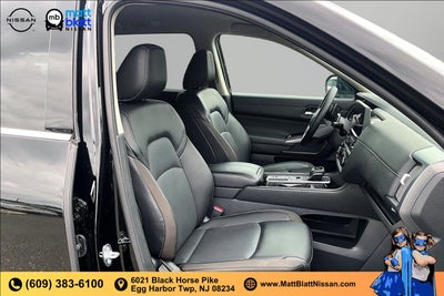2026 Nissan Pathfinder SL