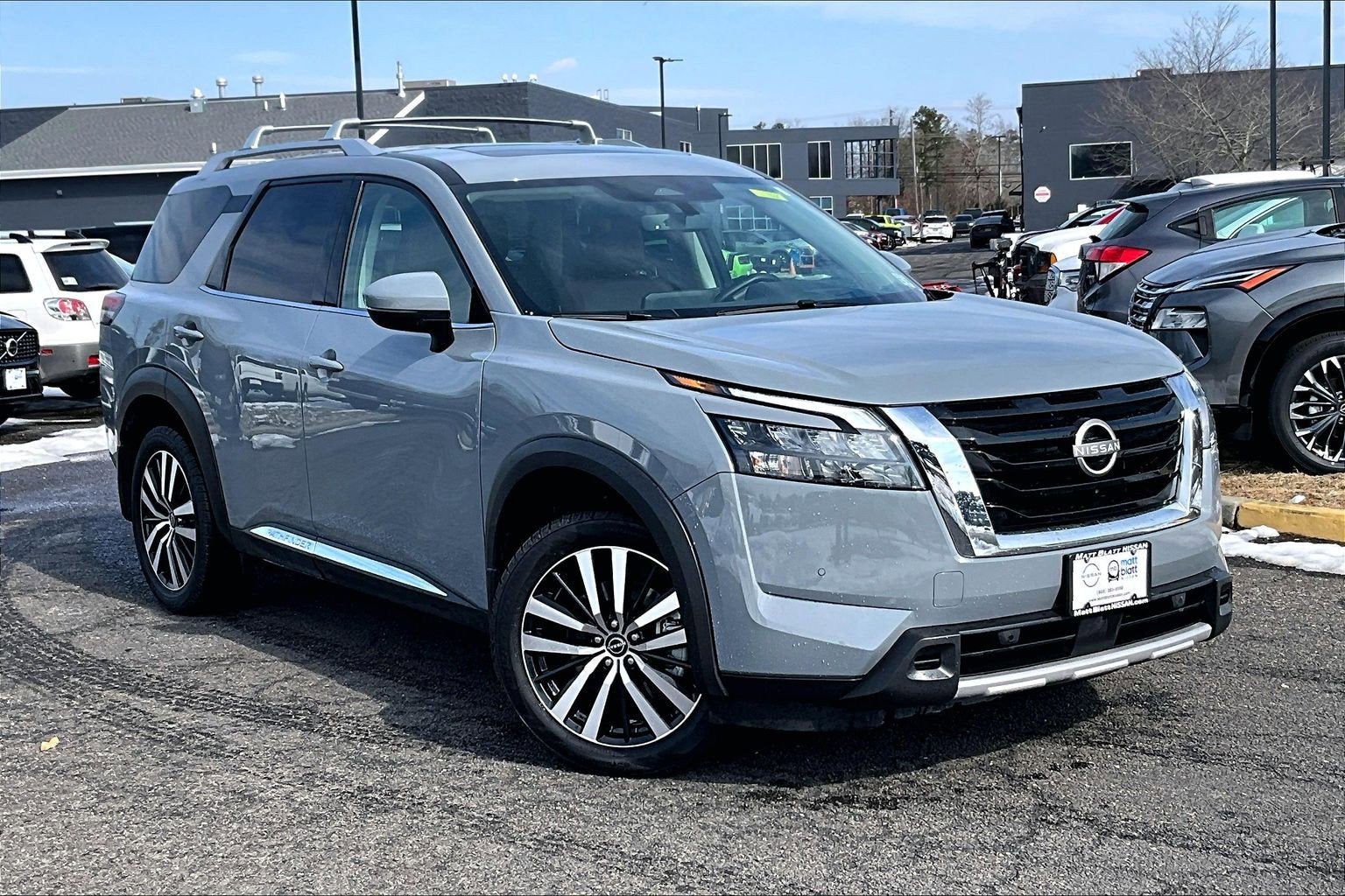 2025 Nissan Pathfinder Platinum