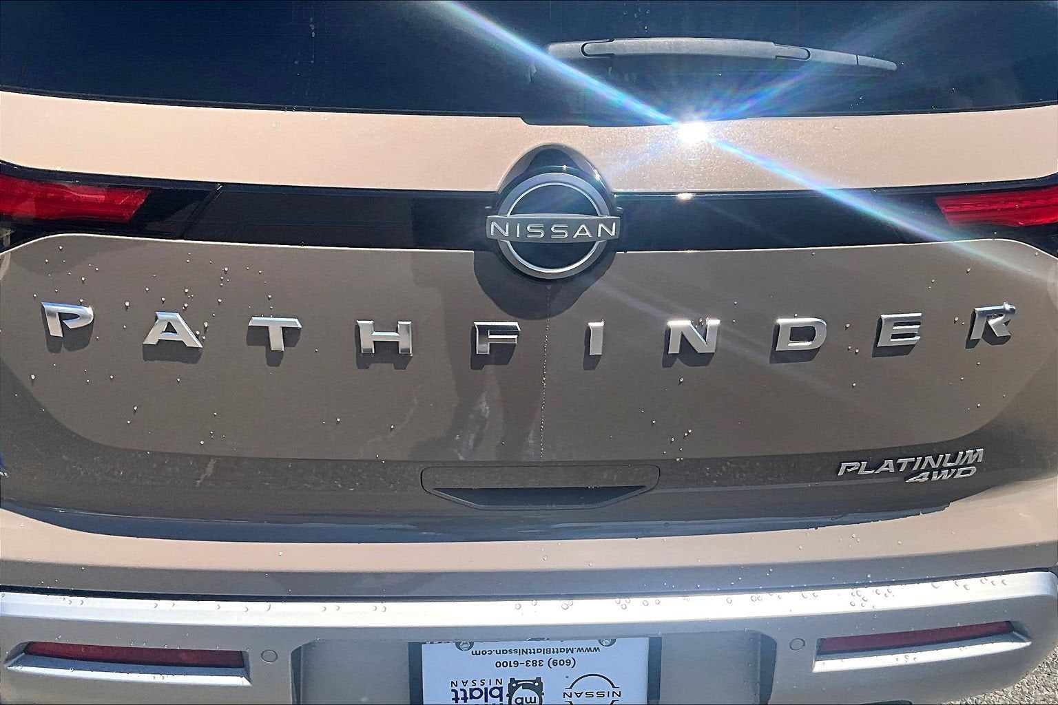 2024 Nissan Pathfinder Platinum