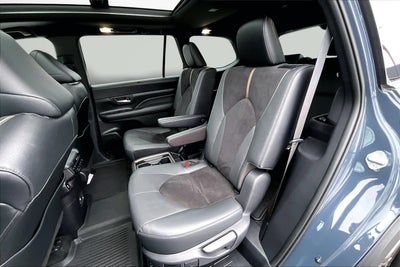 2024 Toyota Grand Highlander Hybrid MAX Platinum