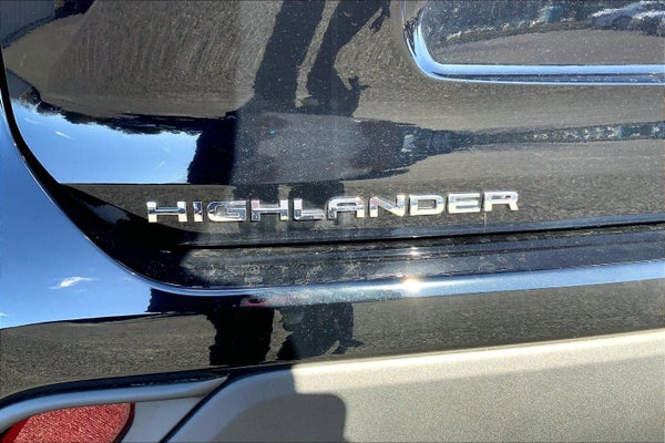 2023 Toyota Highlander L in Egg Harbor Township, NJ - Matt Blatt Nissan