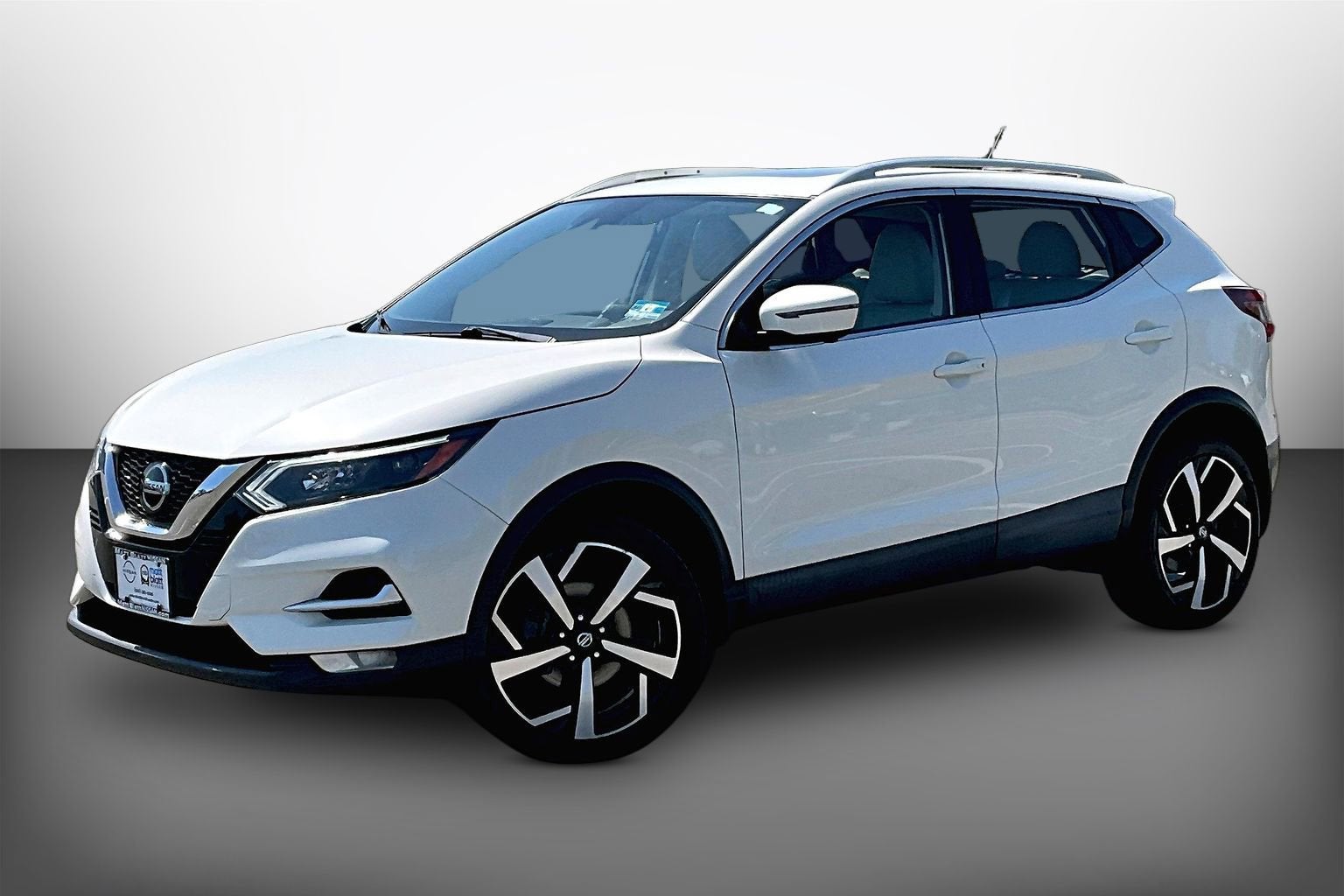 2020 Nissan Rogue Sport SL AWD's photo