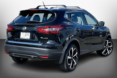2022 Nissan Rogue Sport SL