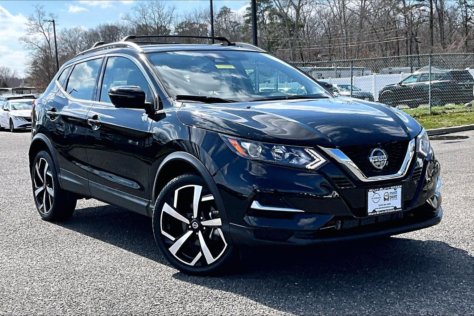 2022 Nissan Rogue Sport SL