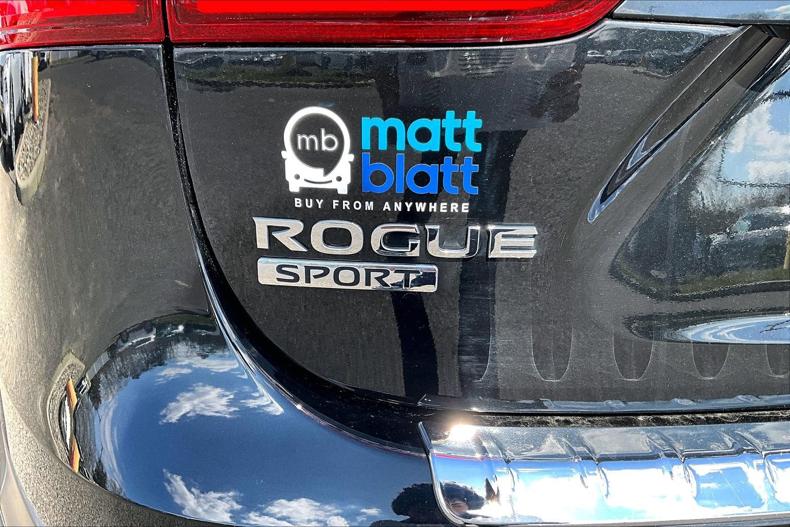 2022 Nissan Rogue Sport SL