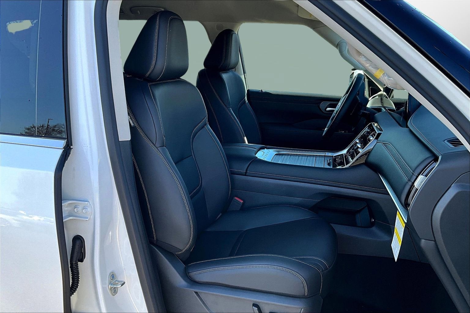 2026 Nissan Armada SV