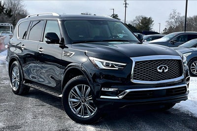 2024 INFINITI QX80 LUXE