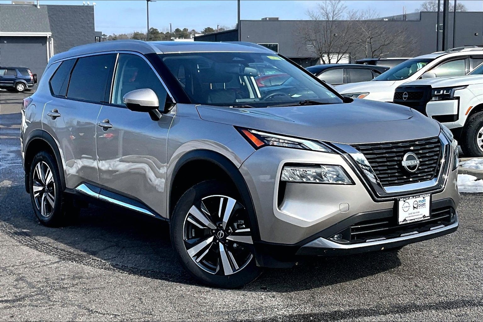 2022 Nissan Rogue SL