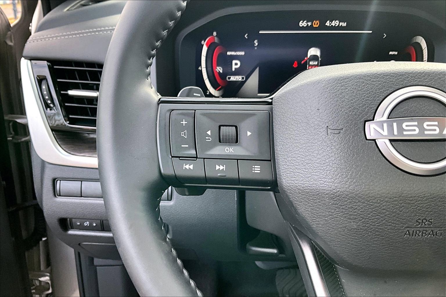 2025 Nissan Rogue Platinum