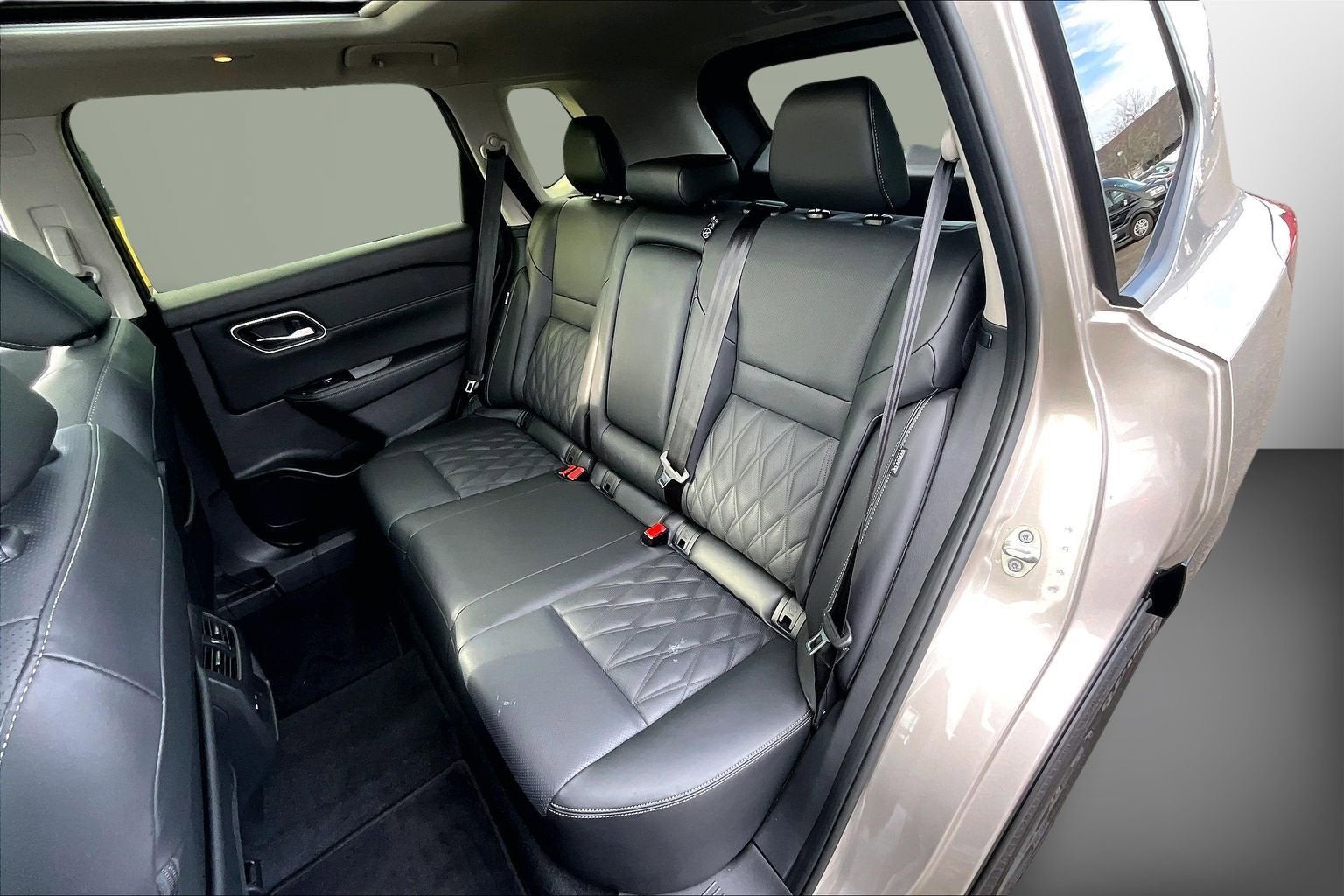 2025 Nissan Rogue Platinum