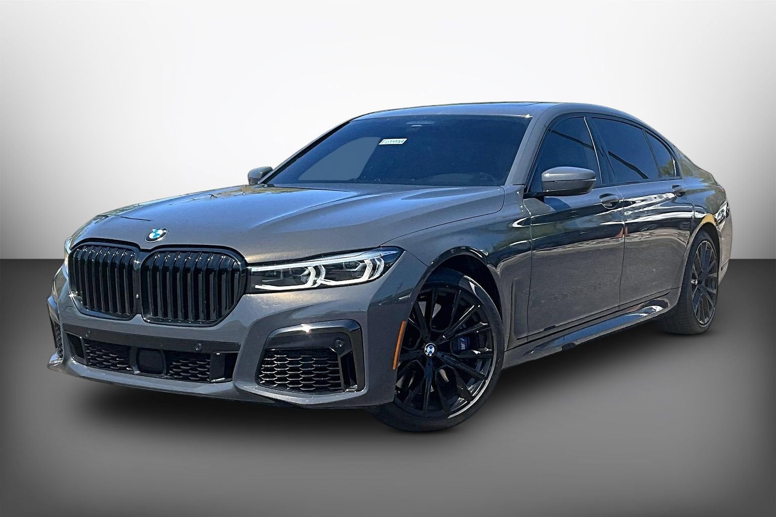 2022 BMW 7 Series 750i xDrive's photo