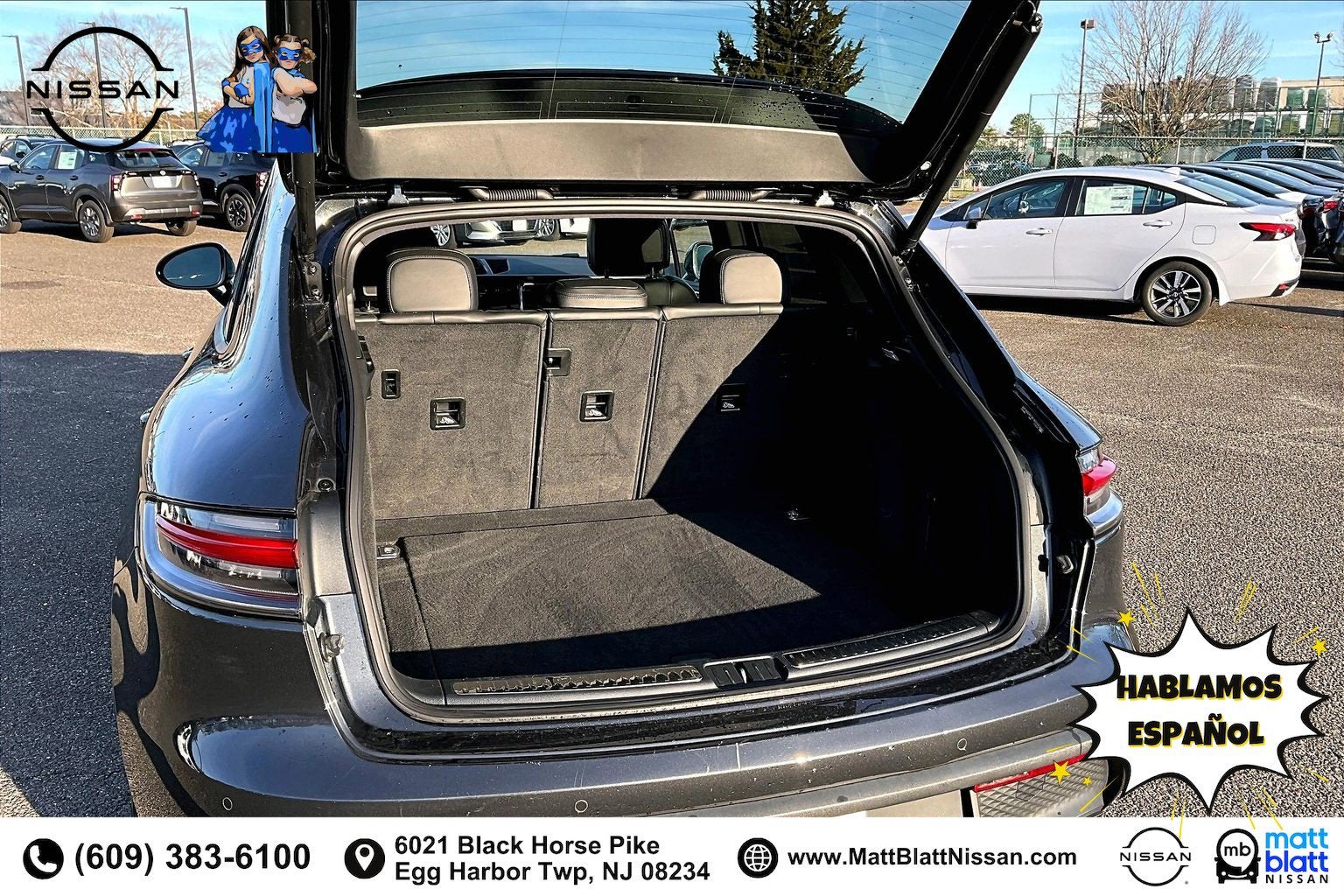 2023 Porsche Macan Base