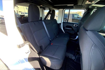 2023 Jeep Wrangler 4-Door Sahara 4x4