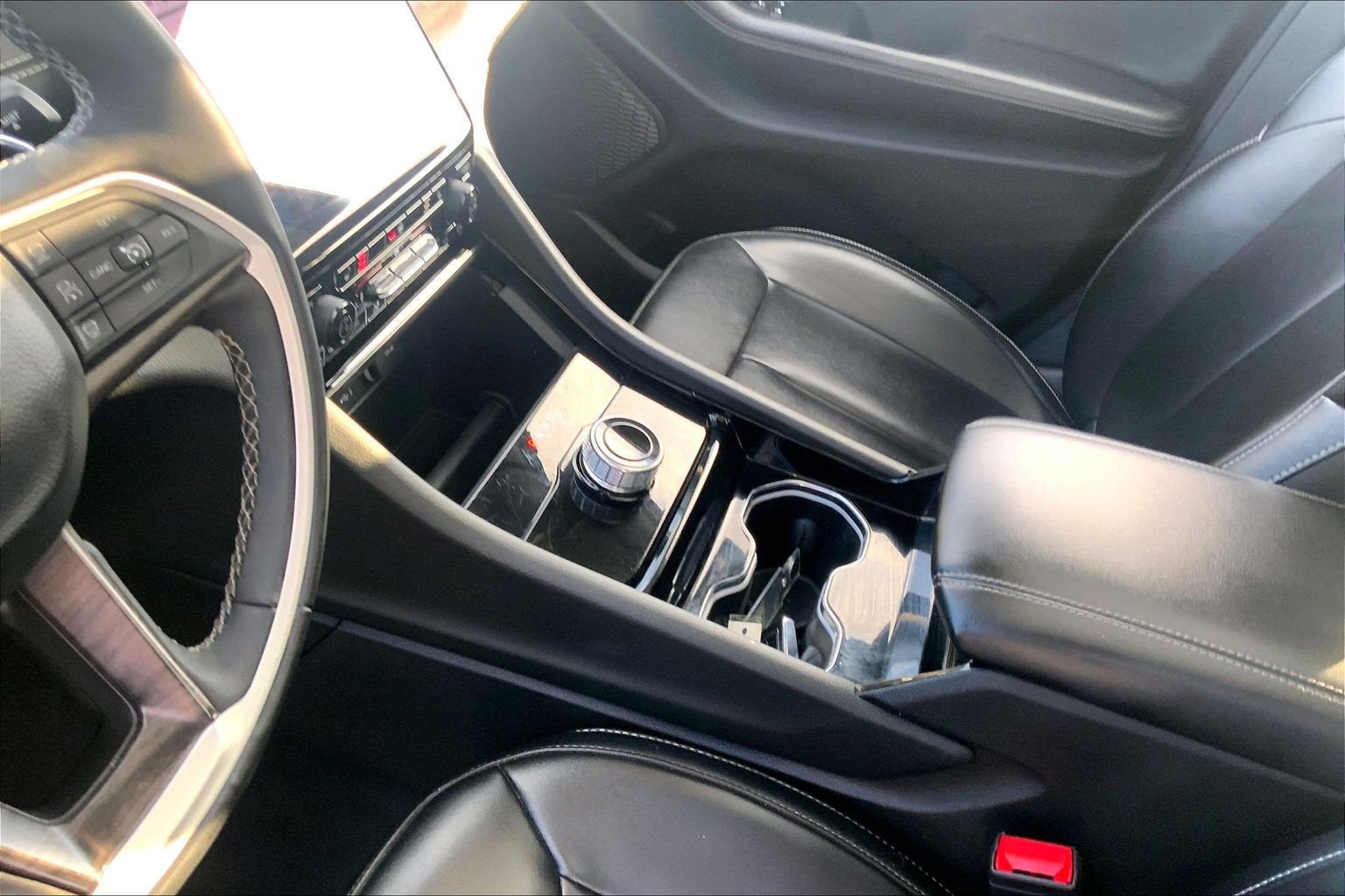 2023 Jeep Grand Cherokee Limited 4x2