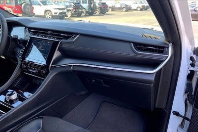 2023 Jeep Grand Cherokee L Altitude 4x4