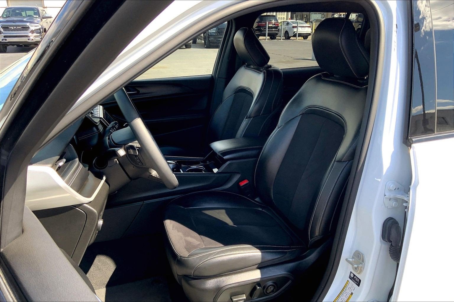 2023 Jeep Grand Cherokee L Altitude 4x4