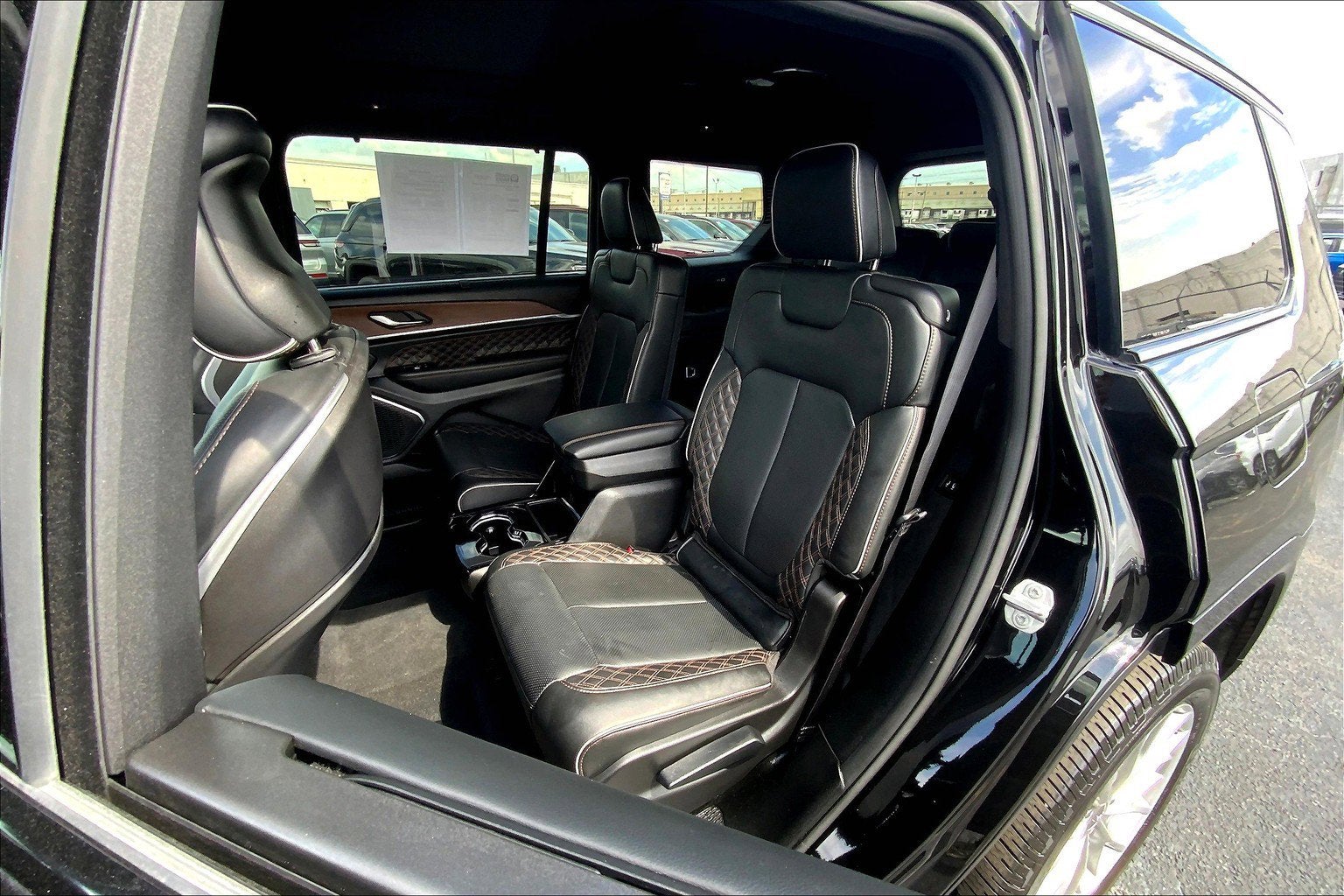 2023 Jeep Grand Cherokee L Summit 4x4