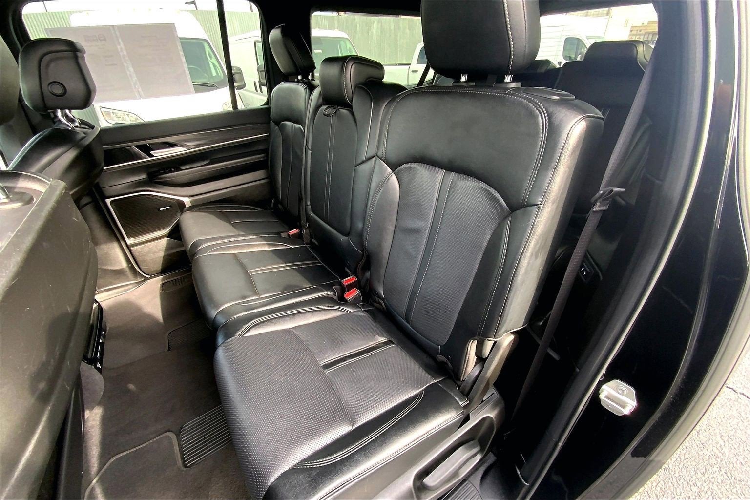 2024 Jeep Wagoneer L Series II 4x4