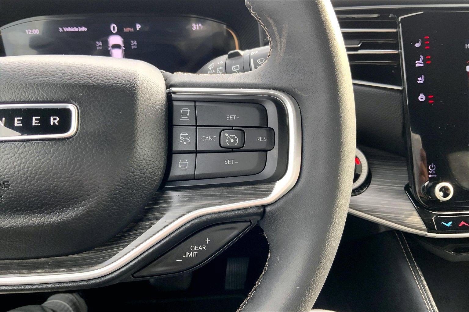 2024 Jeep Wagoneer L Series II 4x4