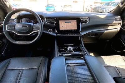 2023 Jeep Wagoneer Series II