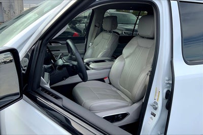 2022 Jeep Wagoneer Series III 4x4