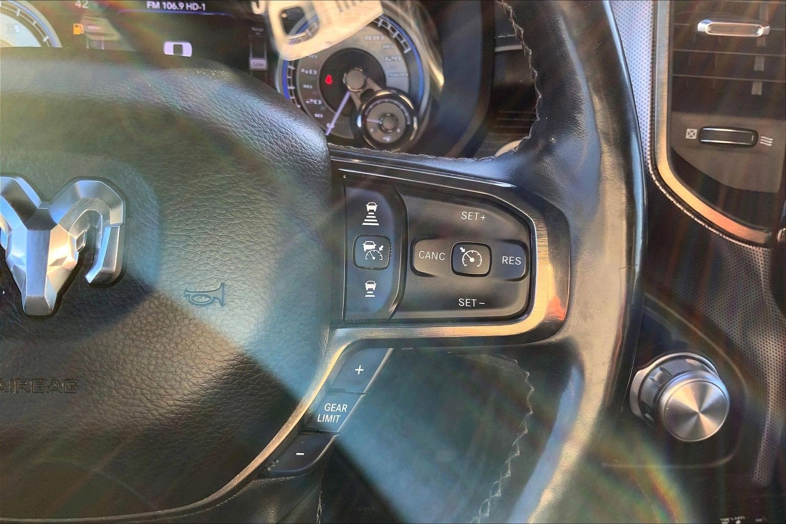 2019 RAM 1500 Limited Crew Cab 4x4 5'7' Box